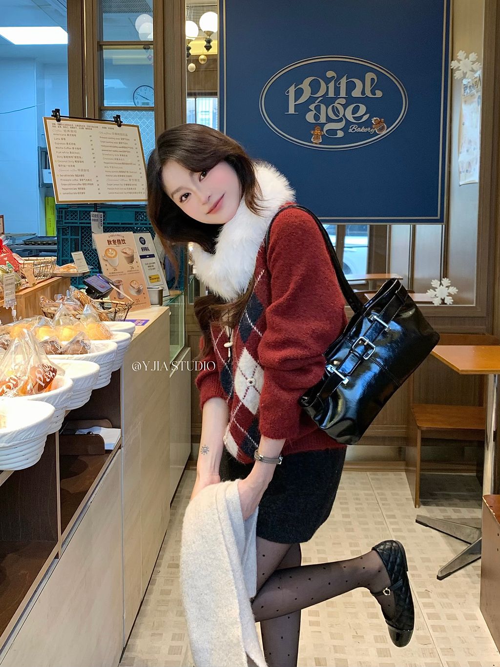 a887e5bac38f9931de93803383f4f464