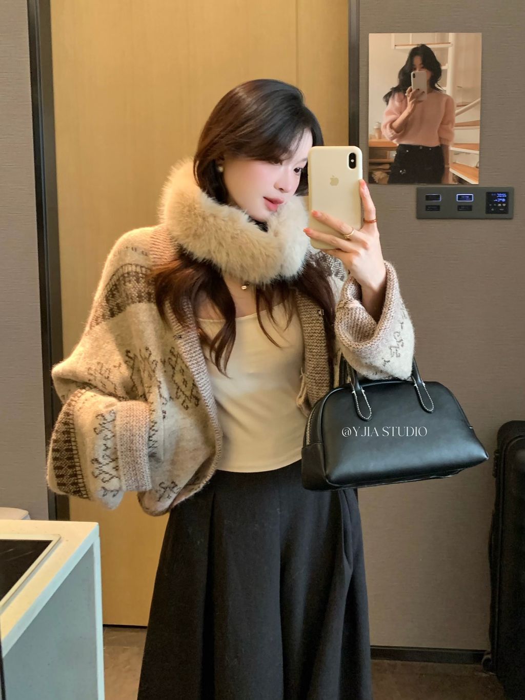 212082b7b1856a5d334120fd5498563b