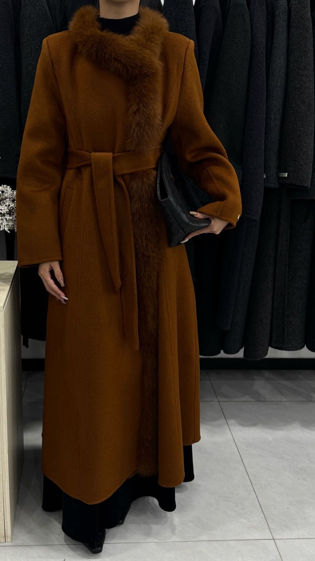 190468916d682d1ec80399bf1ad95914