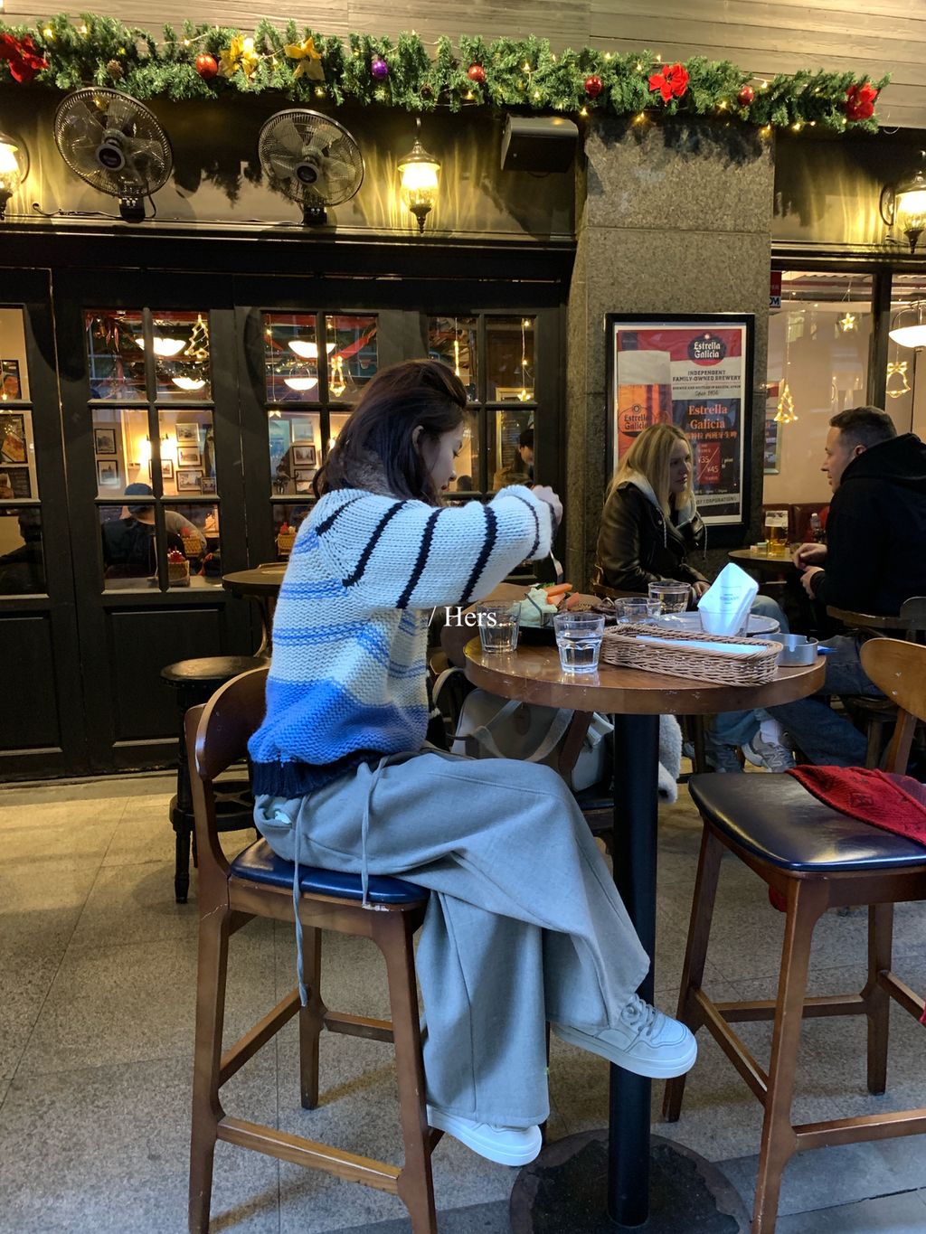 4375bb04aa903b5f8da13e23ab215c81