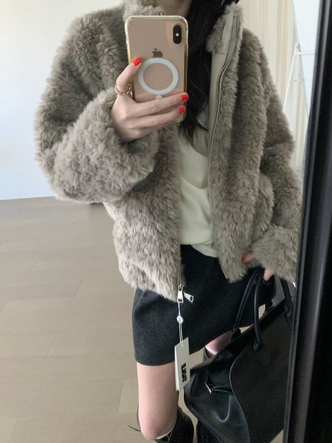 bf519c595eb75d052405e0e47baf4065