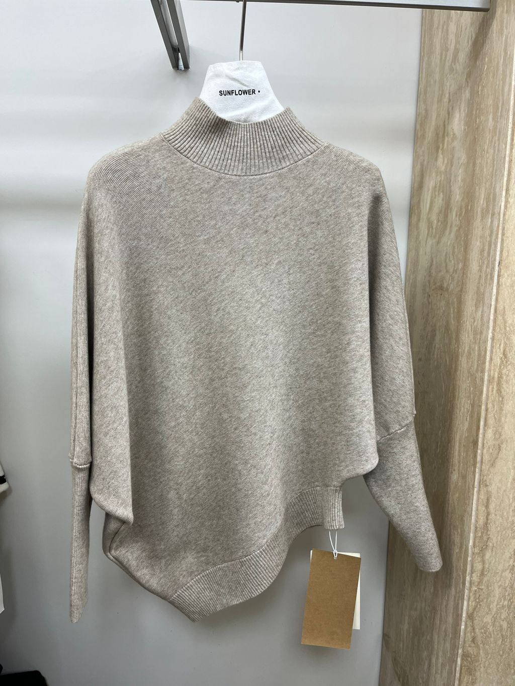 b18831212b04184e8a8d768f4551c21d