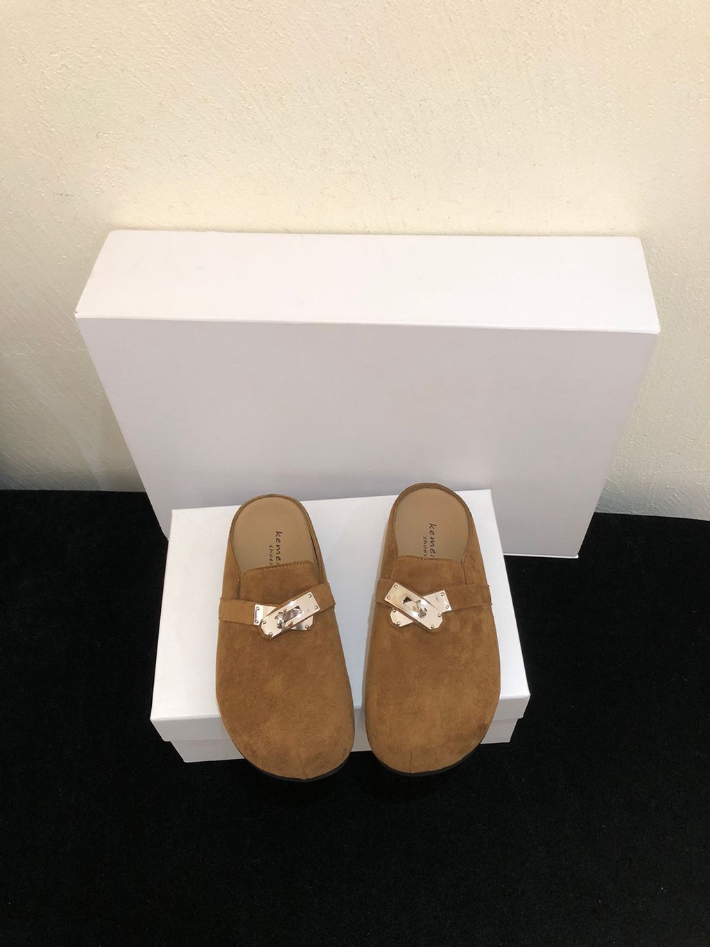 05907f2be0c43357199086866ebe7f23