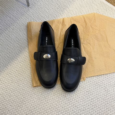 afdb9c7a5954e6f68db9195e84808588