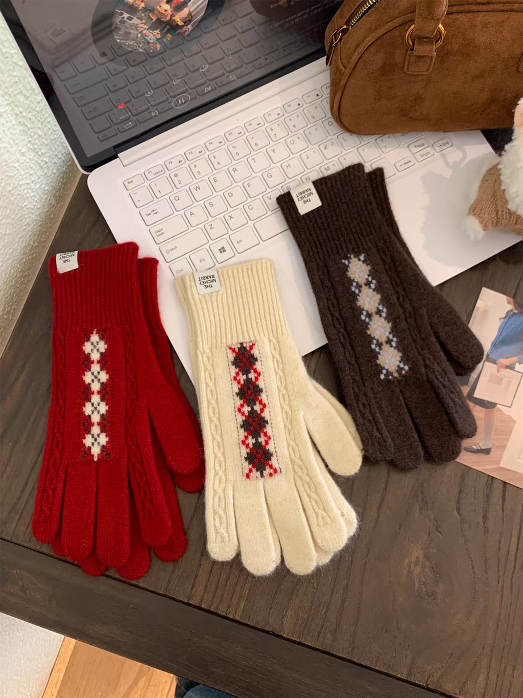 12fcaace01fdb1c40bbd6e5cec2a07f8