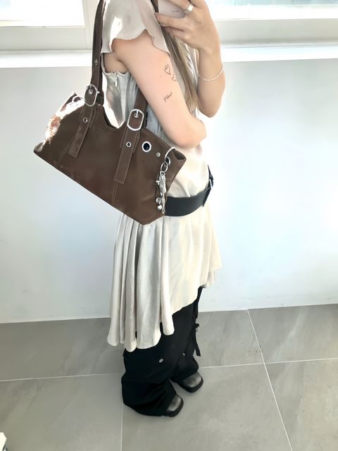 aa6a6393b63f76eef9dfe8aea409aebf