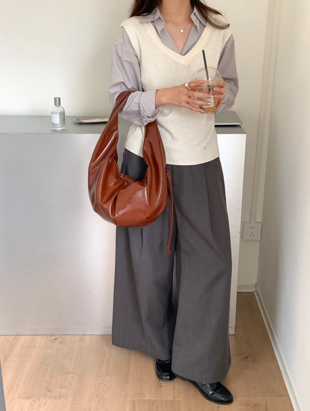 5424dca86606f80d35846675e5677494