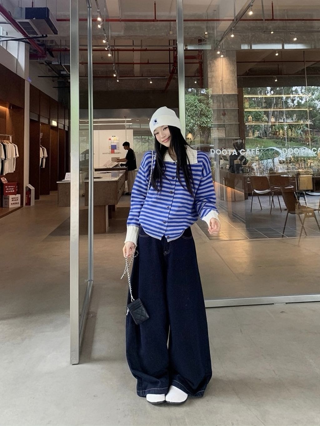 8e6e77ba123df9d4dad11d08857b7704