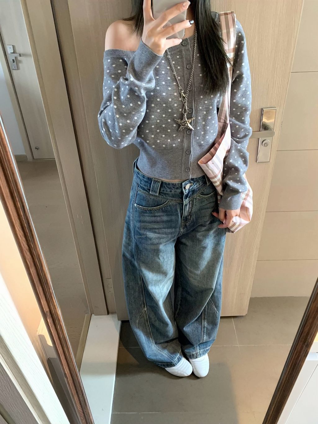 8a40da16560d1f8e5bd519e04c0603e6