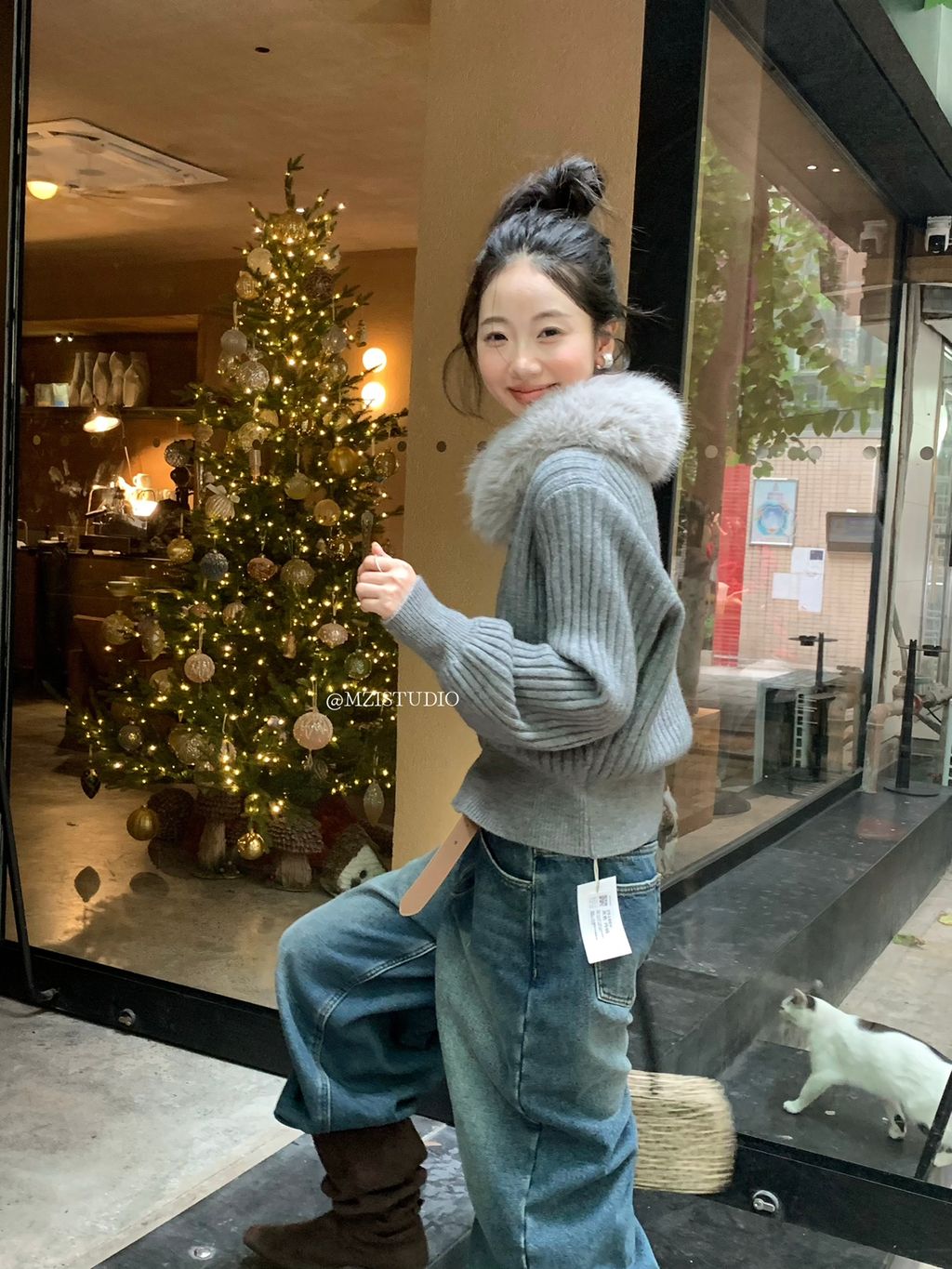 3eeb6f666244667f76a496f5f641f693