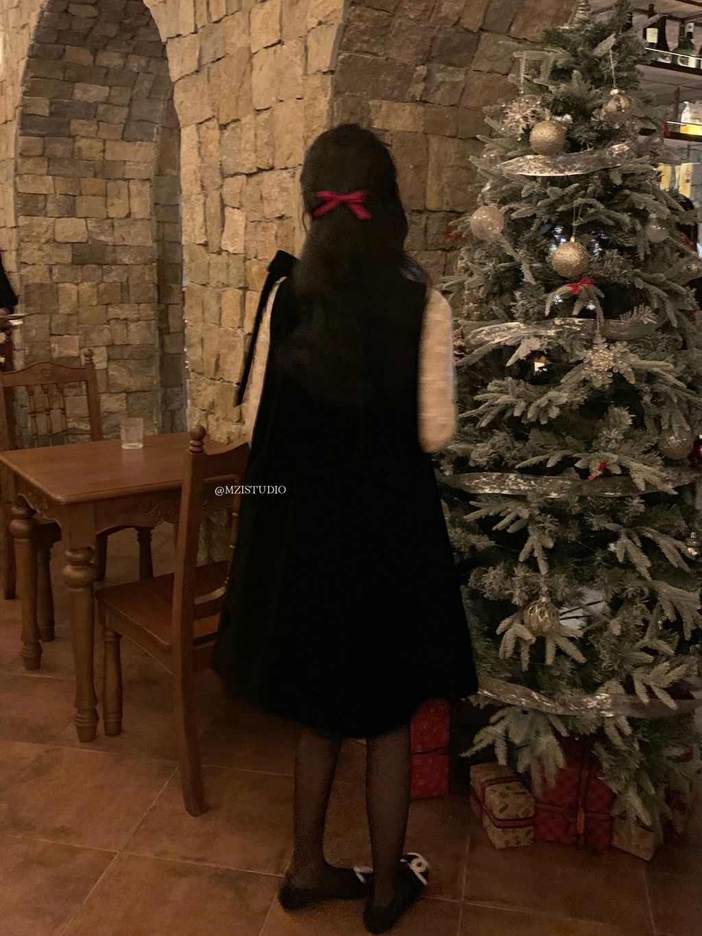 9728e51cdd6e9cf3ffe6495b9d8e911d