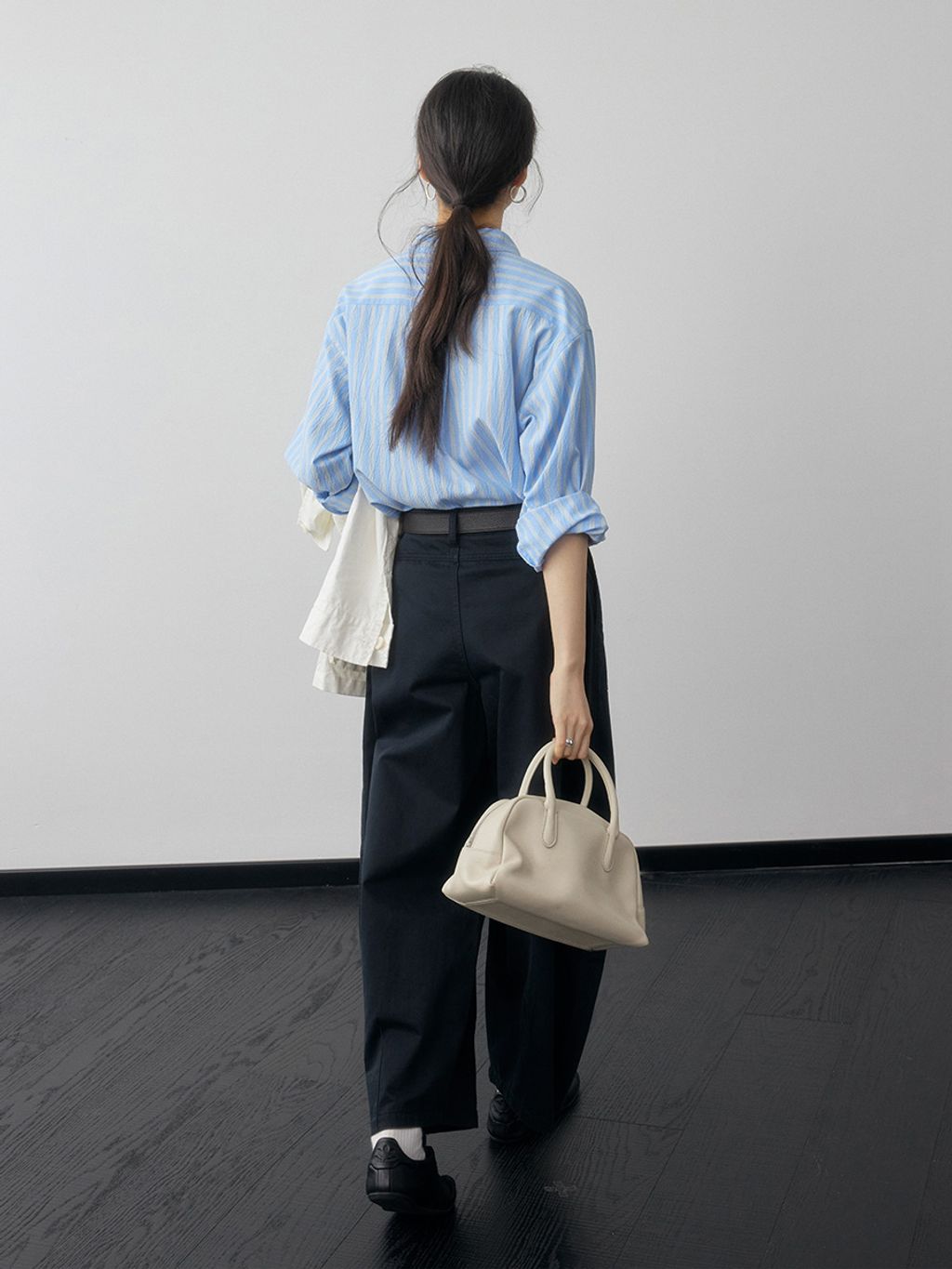 26b502fe061abc24f9e6dd335c0b5833