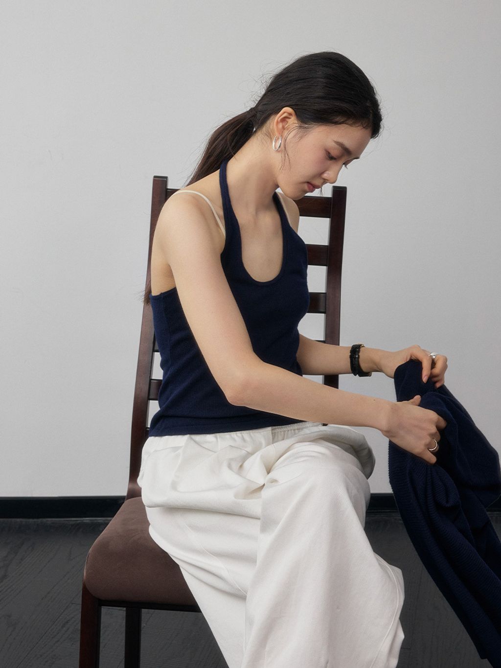 9e3ab344c51d3af4881aa5ecd7b803e9