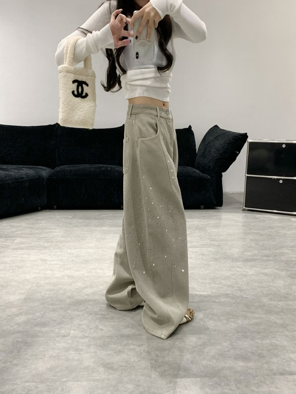 79888693a2a55e2cdb7811c7cc0d9a69