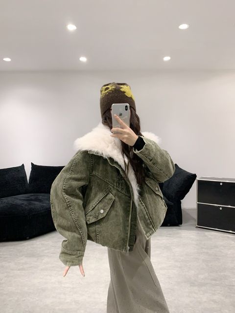 5a0bad0d3d94fa5f2f9ee9721550c3f1