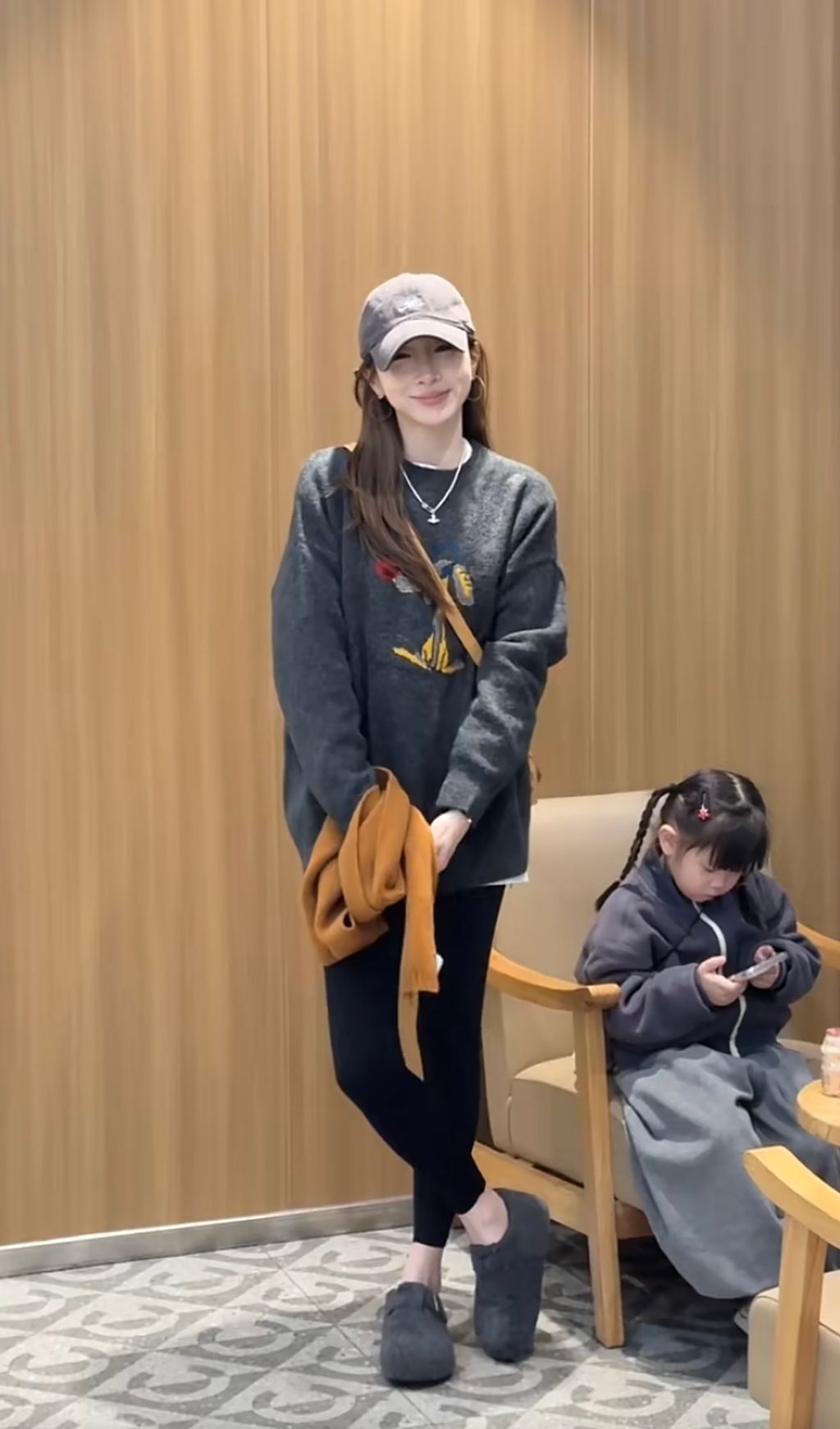 2cb53c76b174e14bf32a97660da4844f