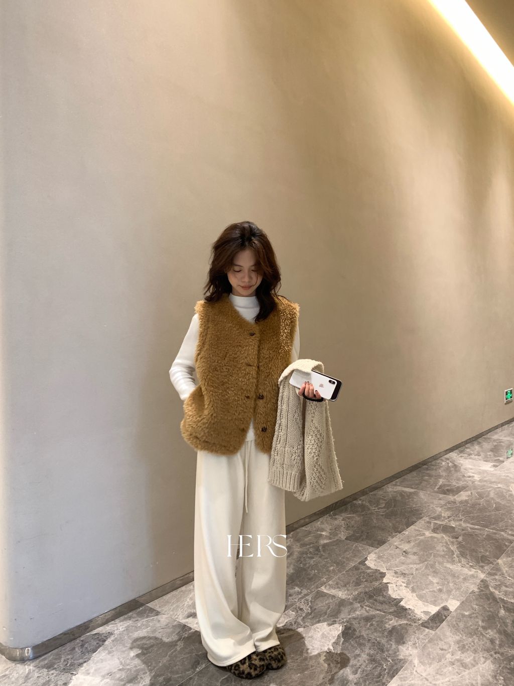 d2bb9b5d083bb0d4ac34c7cac99af6eb