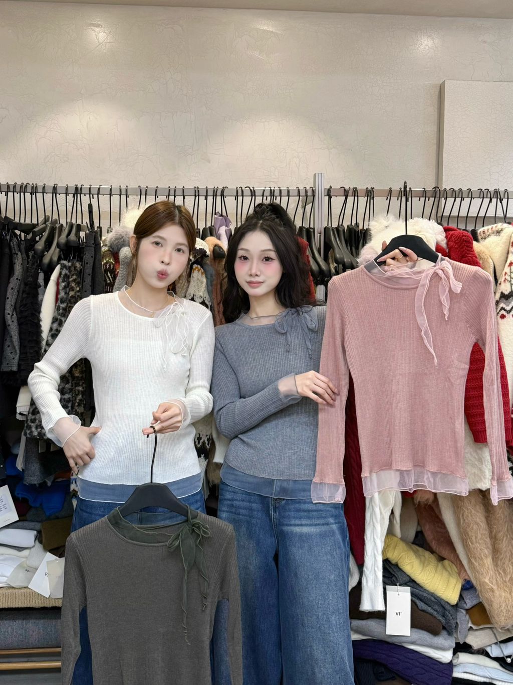 281c5ee79b737192127562a26a7fd99b