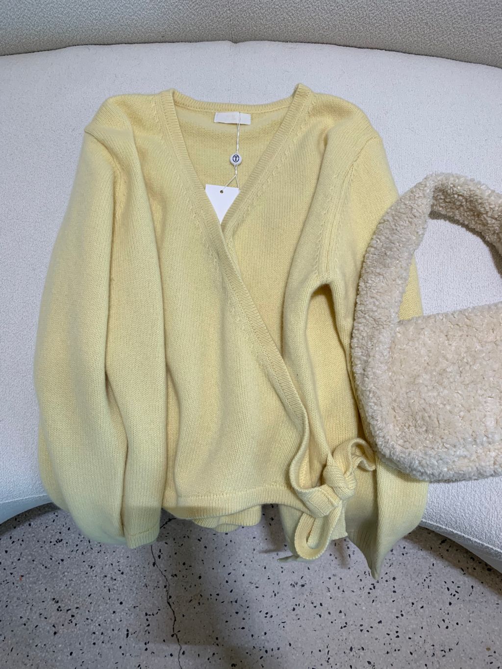 25658b0261b3d7725237a516568f4137