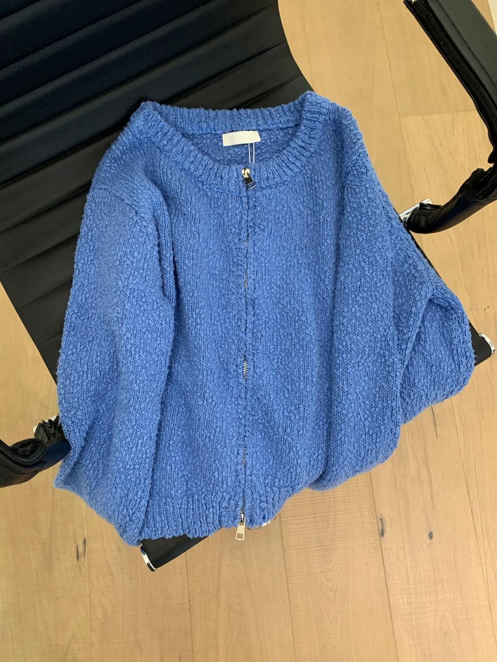 c68cc42178cd4bbe0aaa7d97e11ef20e