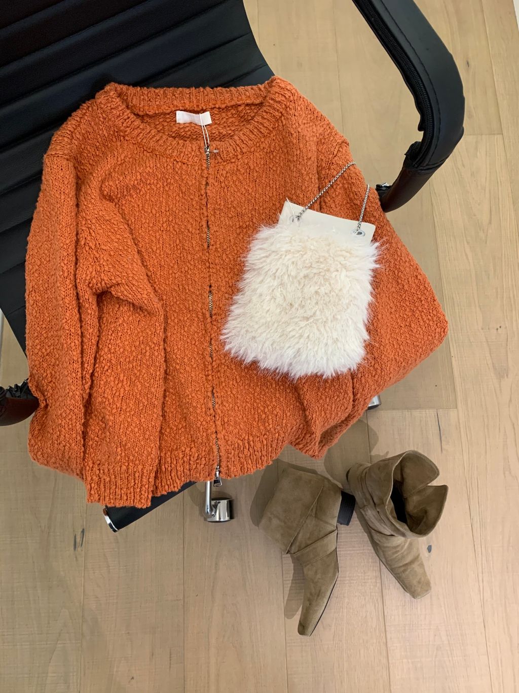 6f2e8d219b40aff1caf0186a0d7450b6