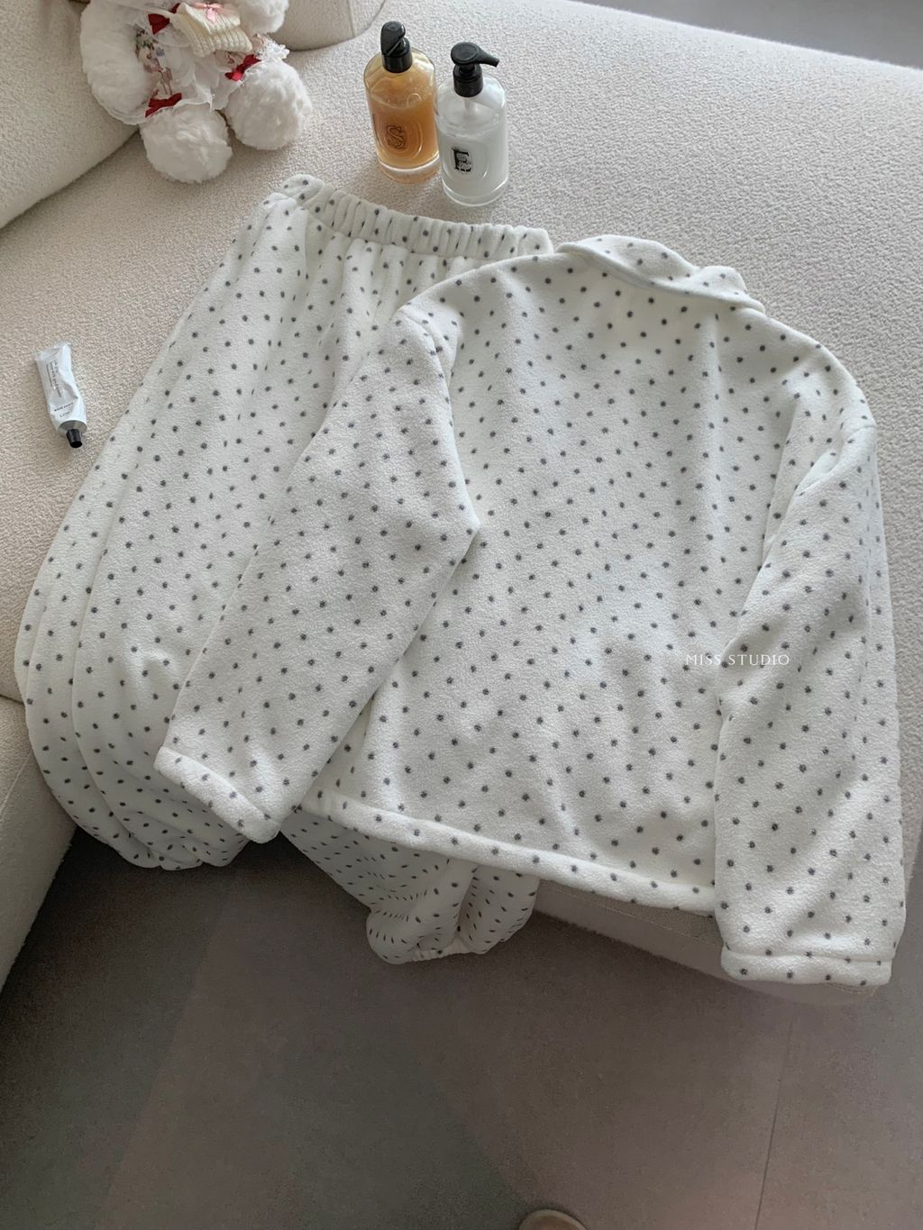 b19e30481e4e6f7989e4e3bad46afbd1