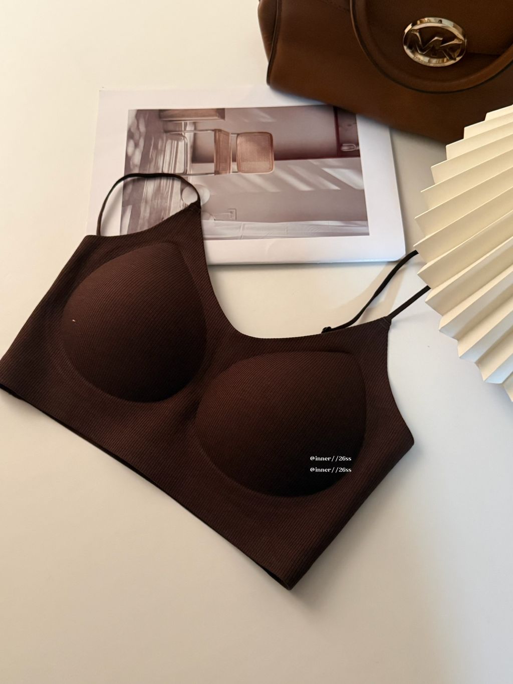 d595e1f556552c9f4f5038a5f1dcf857