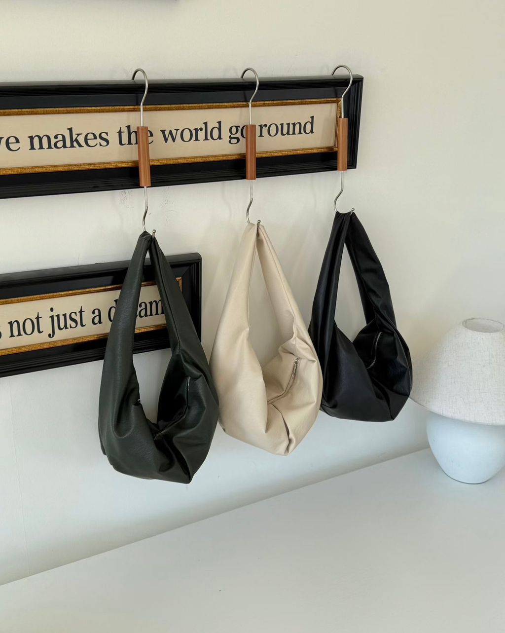 99f93b33a5ff4dad6f1fb93834b275d9