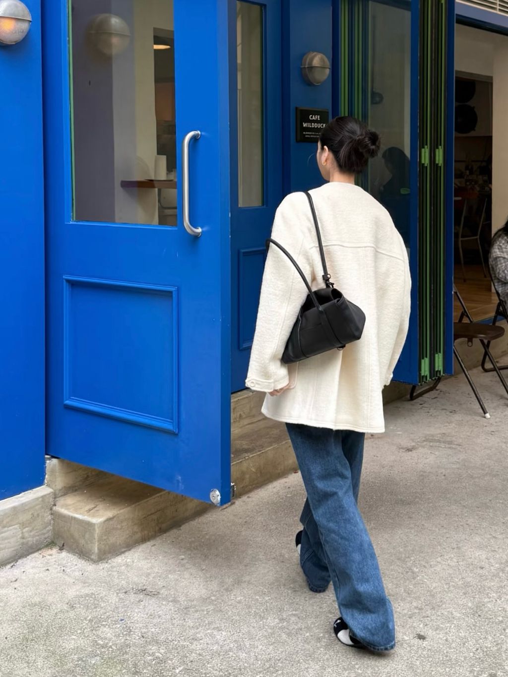 b11fc660114bc23035d9122351ee75c4