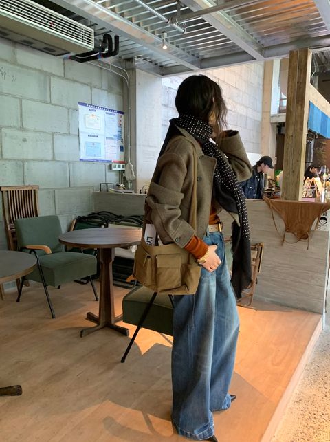 98be7bf4e5e6374b29abad5c9aed578a