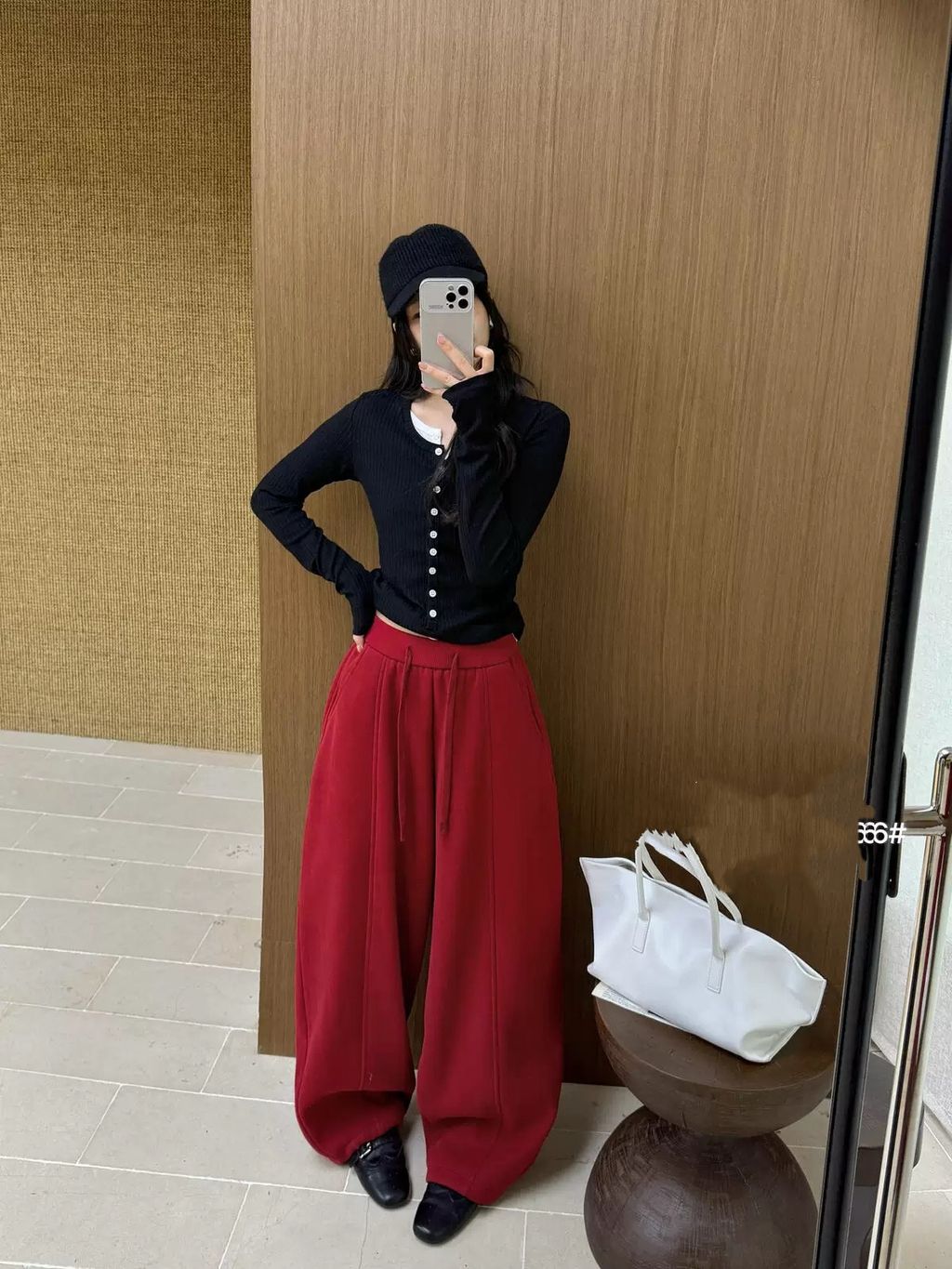 1b8de031783d9616ca8360efe36c6742