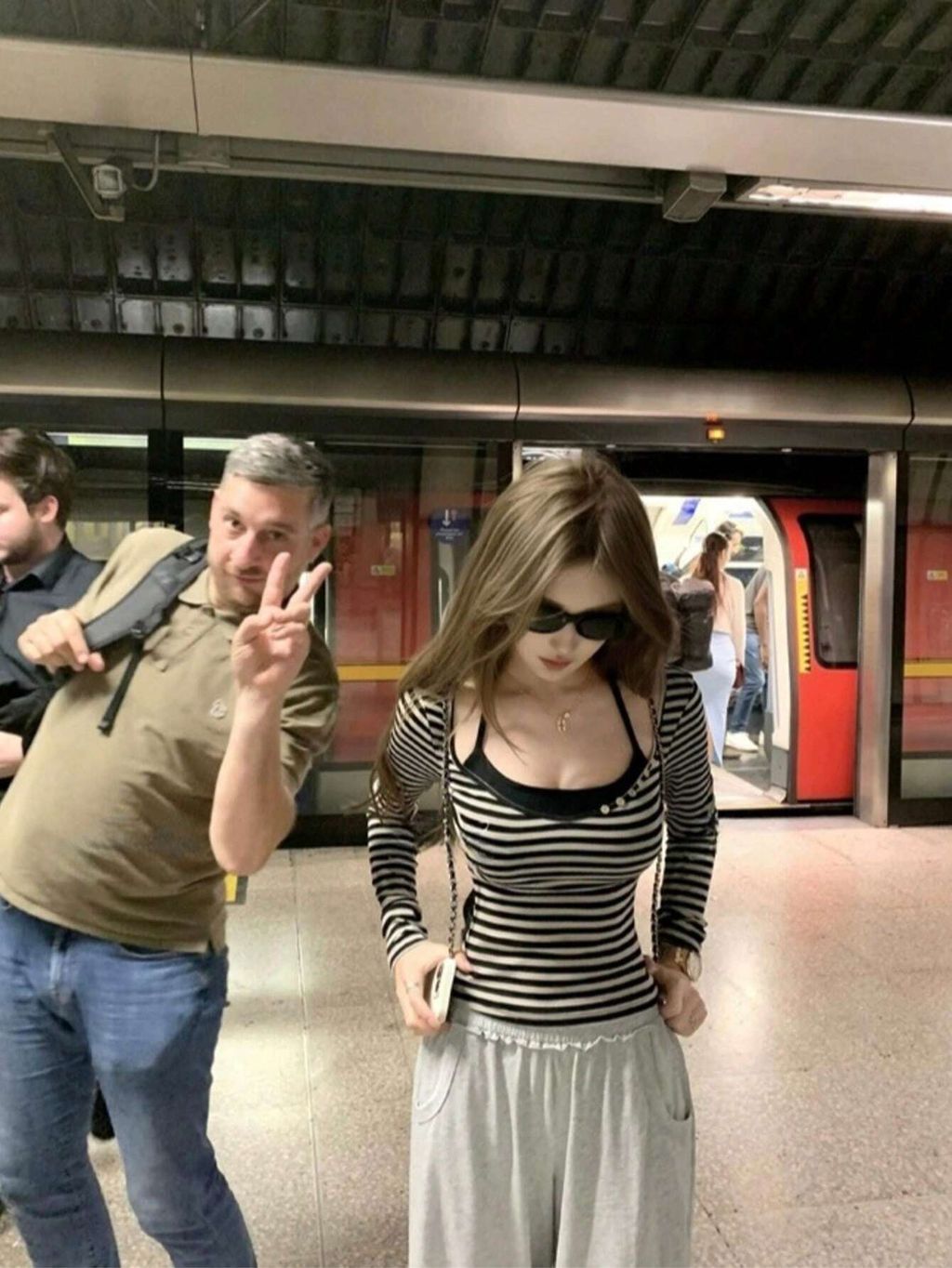 75b804b4ab5c37b61e692d936ed213ea