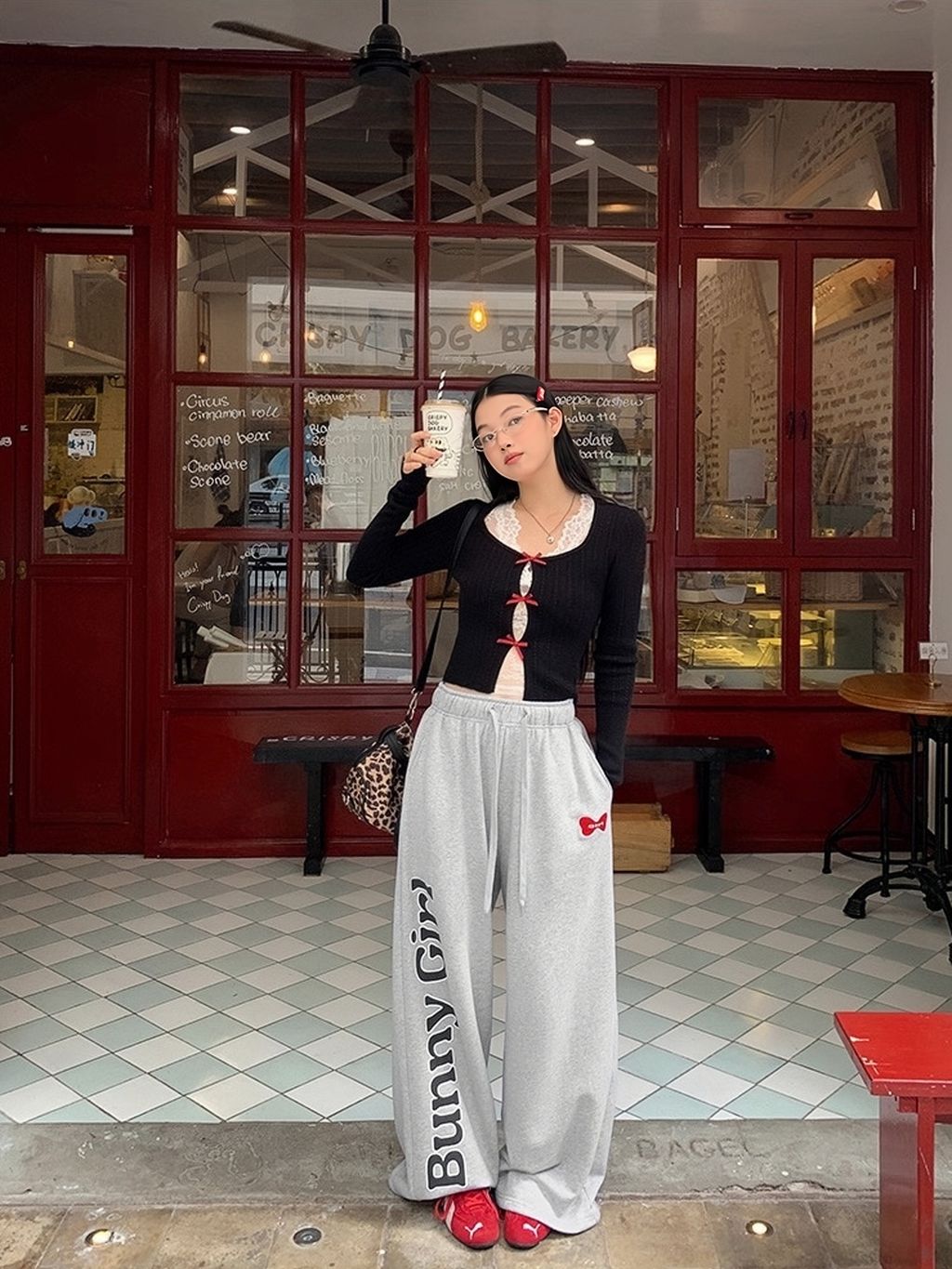 b2f5a2d56e180738d8aa0089ff803221