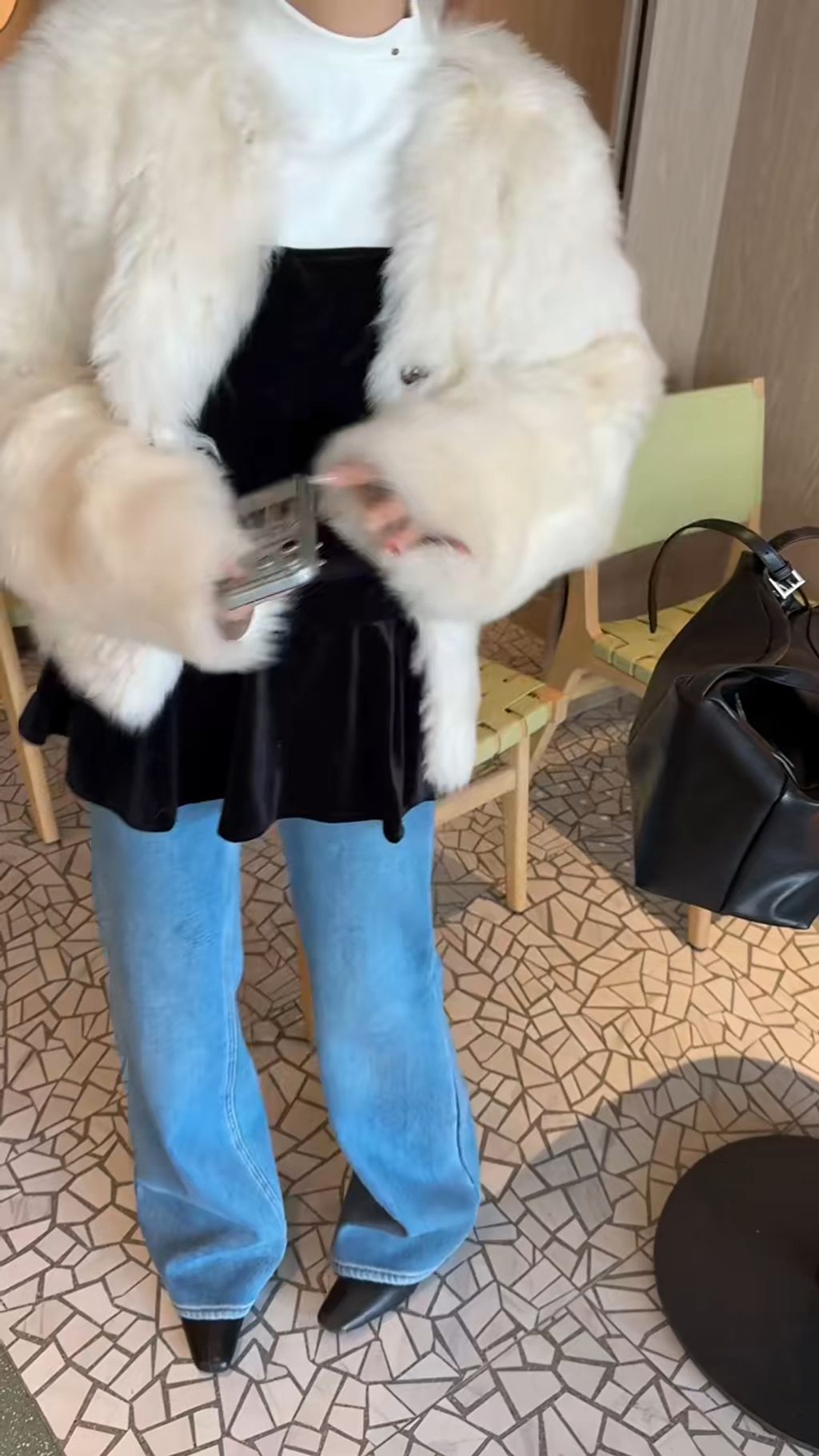 56f4aa80e214326e8ca51139954bf09e