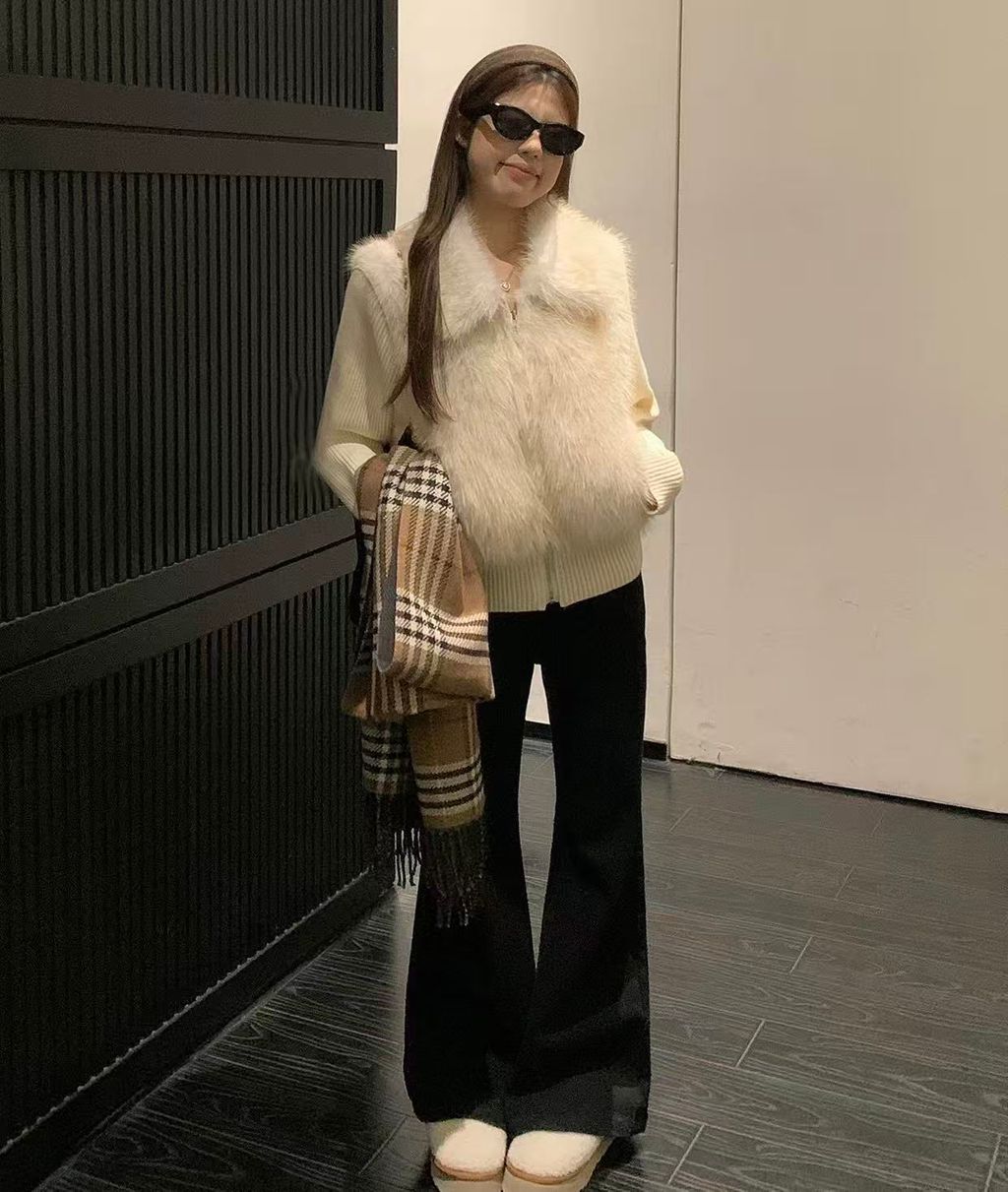 64b9436d81551743b5d3a35f84b602b3