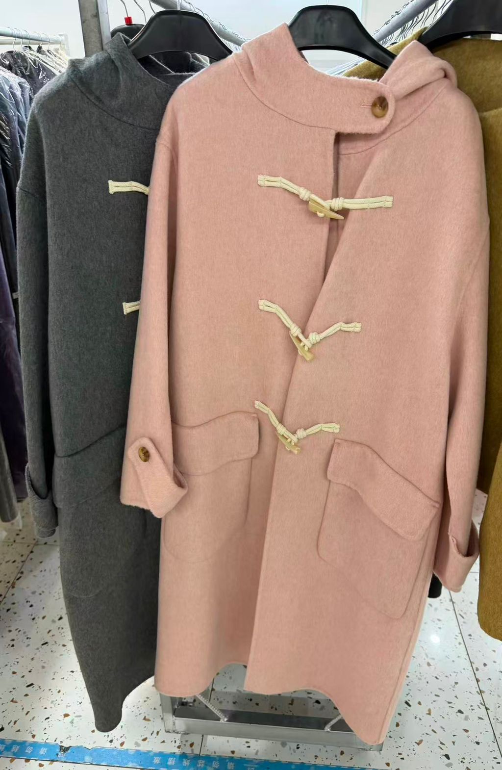 c5c4483c9d0fafd9d1366d66a9370571