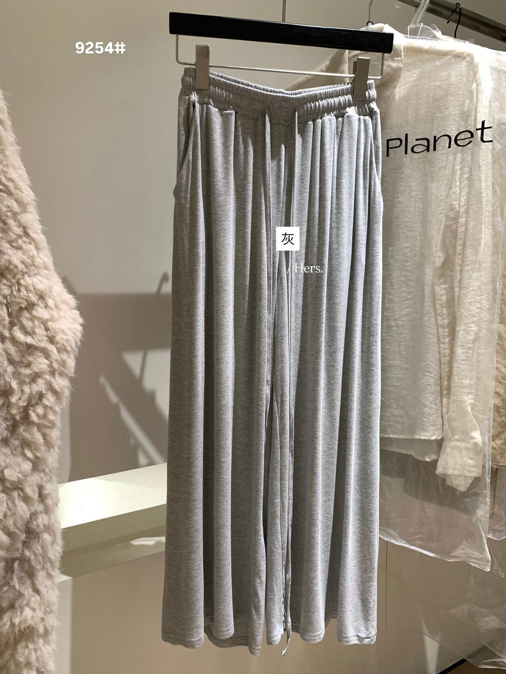 7bae8897d4f1ad60eb594399c0574129