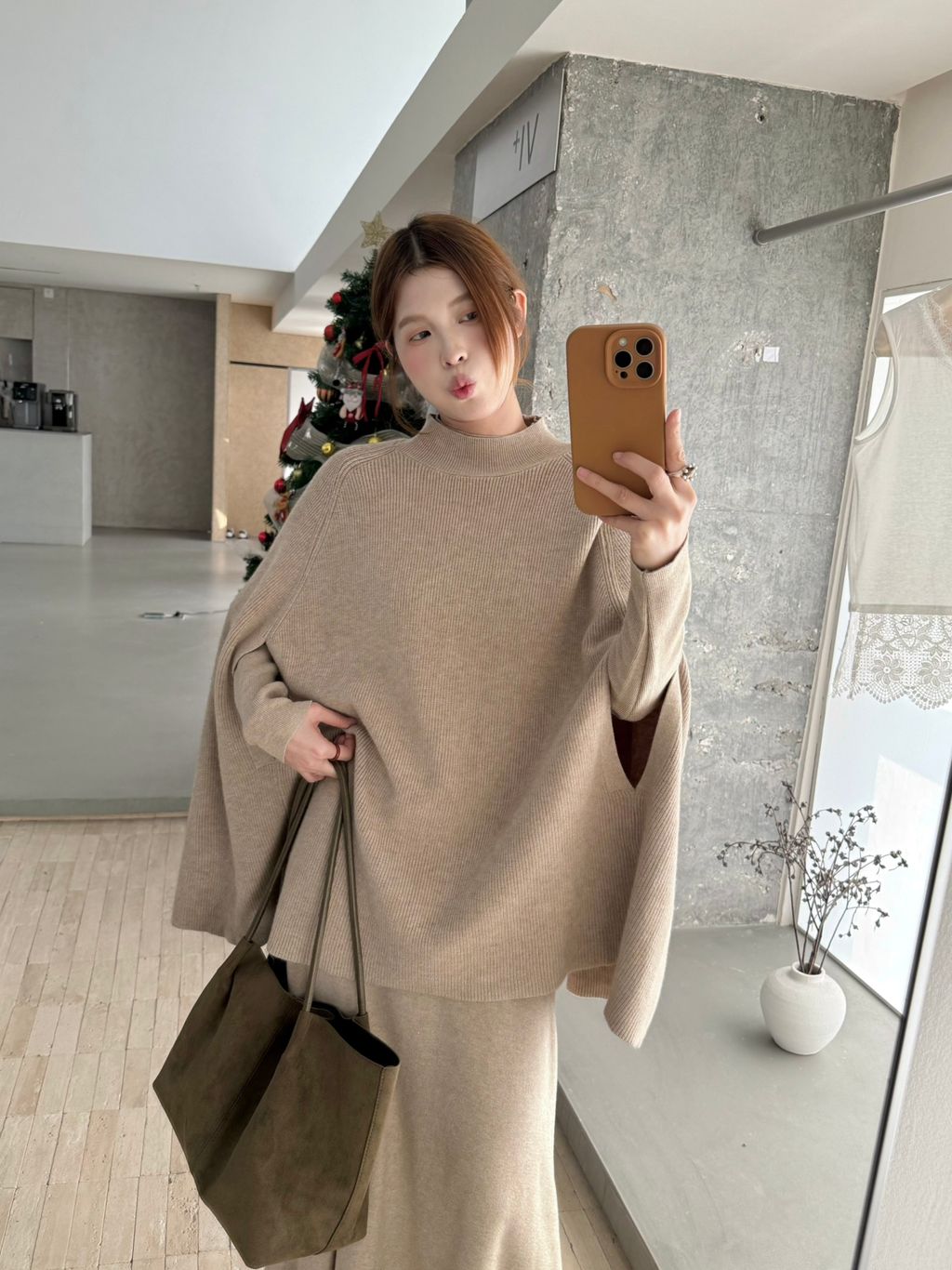 6369324973245c043f85b4c40585fc00