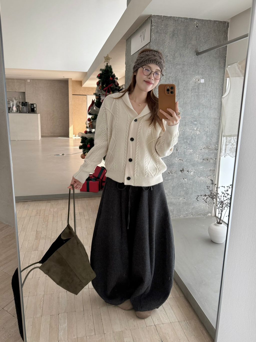 c261729e82a88221c9cdbf7f36126da7