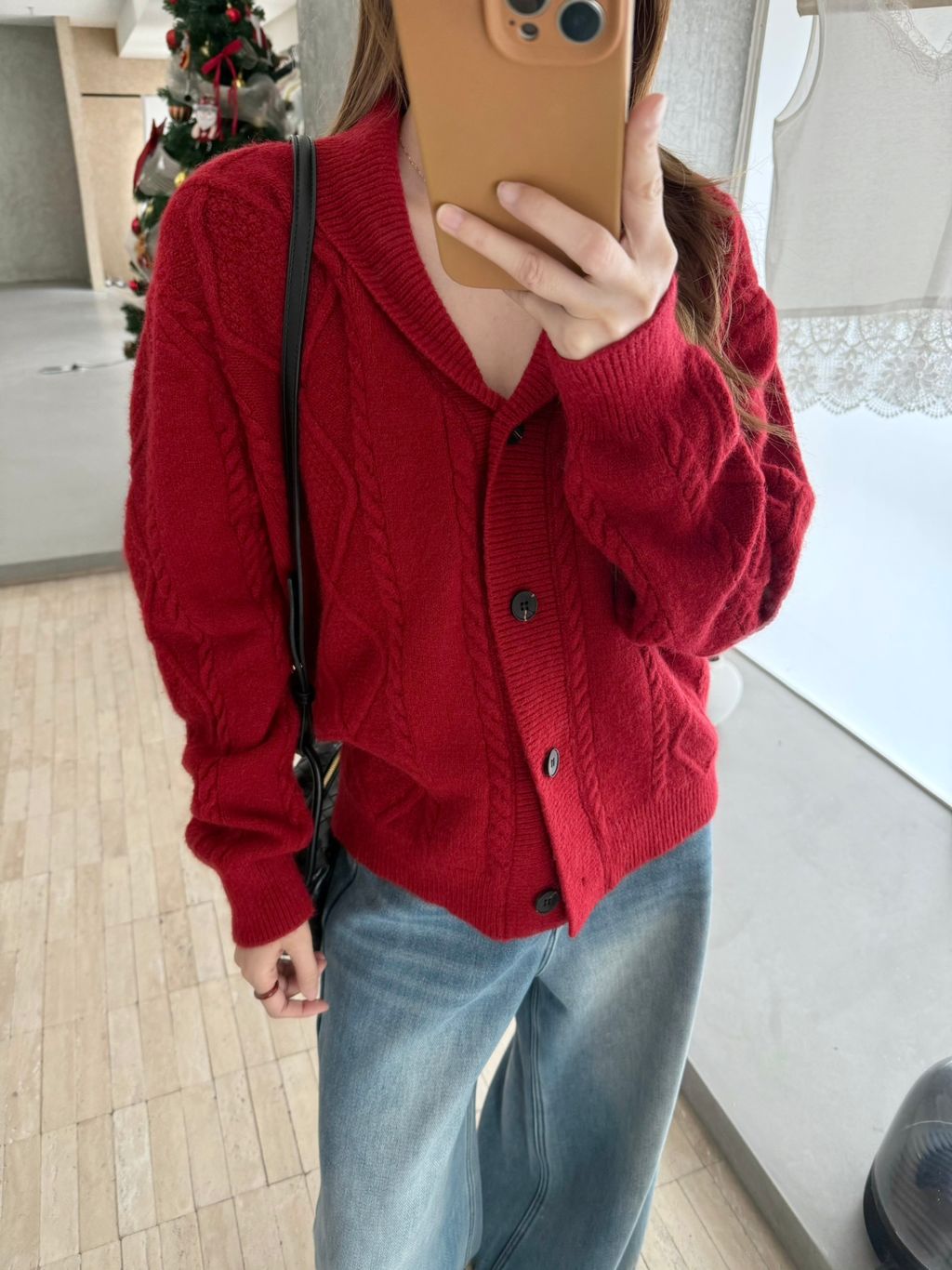 ae9e7efd3dfccf0c629bed88c6822944