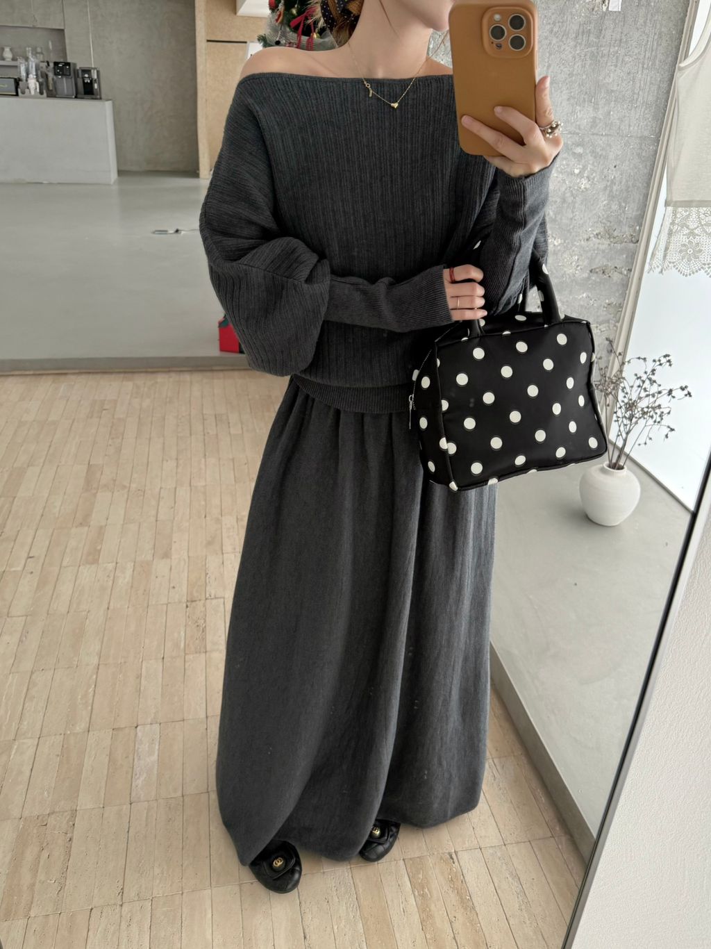 7581a64828f35b6568df471a1056510f