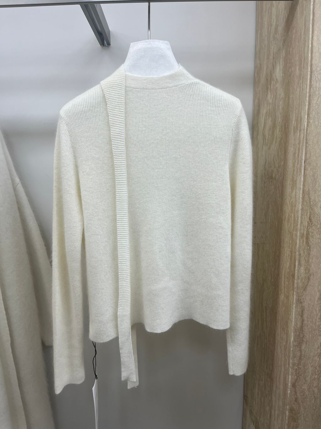 0cc6ead8a3a4e8c2d7209db3cbead2a8