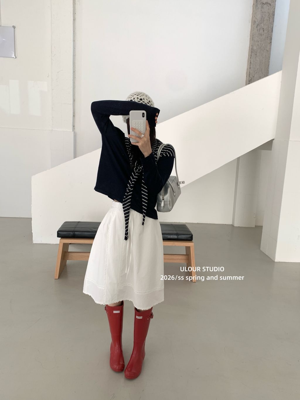 98a5262f231bd0d354556c61c6ad061e