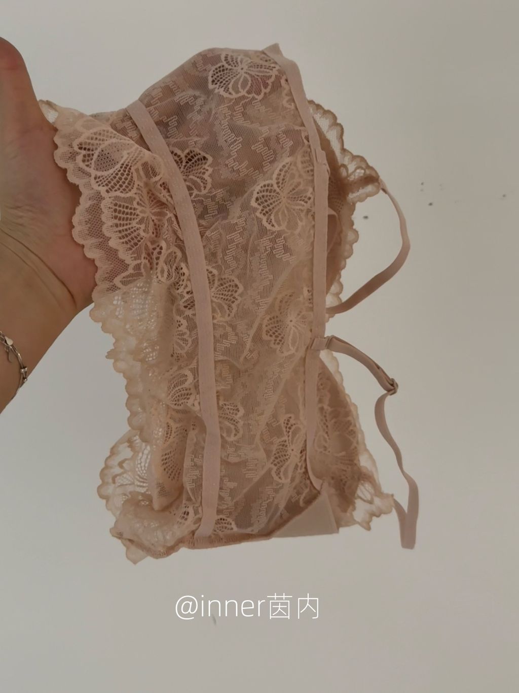 030300f7f6f7dd109679cd2bebdee878