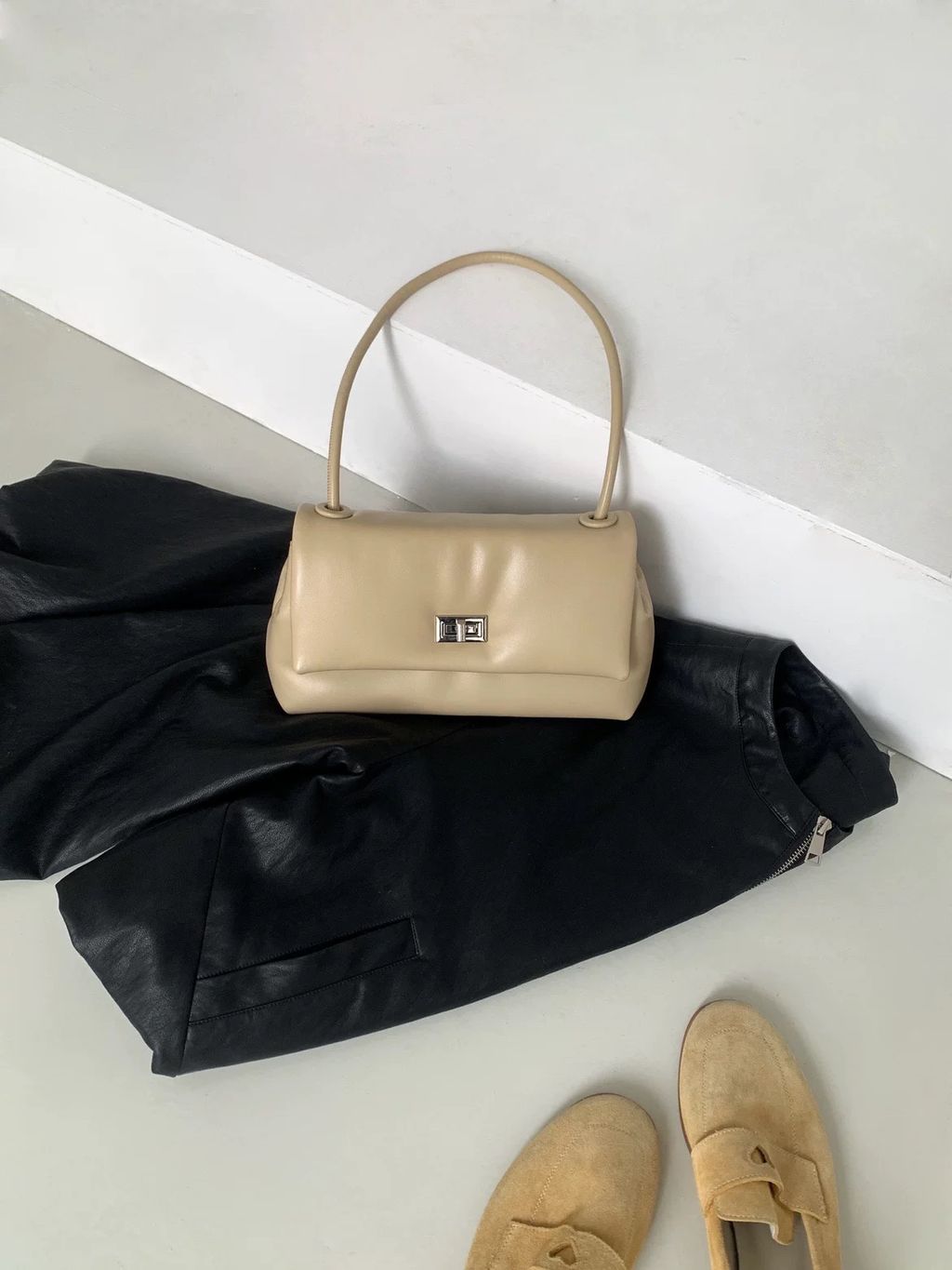 d79eb9512e575c9d59ae4e7296aa13a2