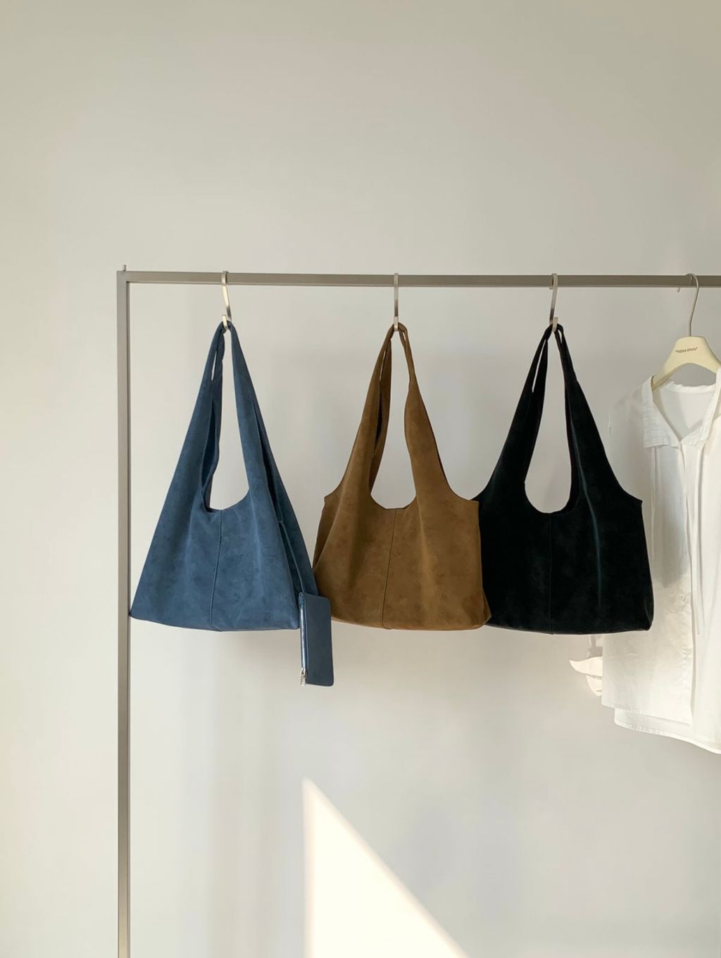 15b2a9ccf4d4410fa289b51fb9236935