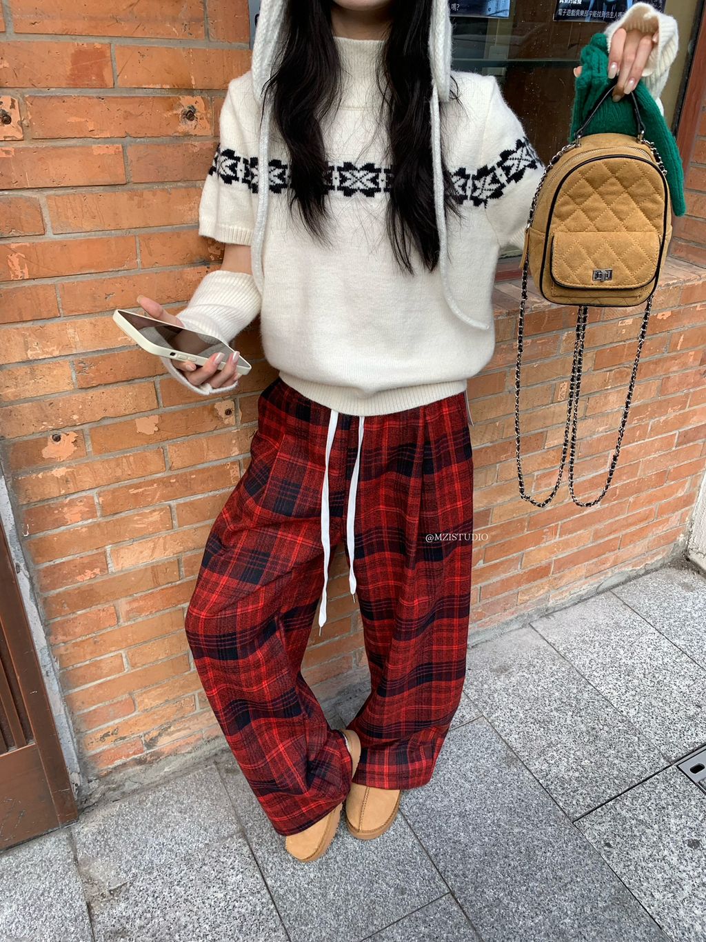 a3e7d90b6cc0af5fc86256f032f92236