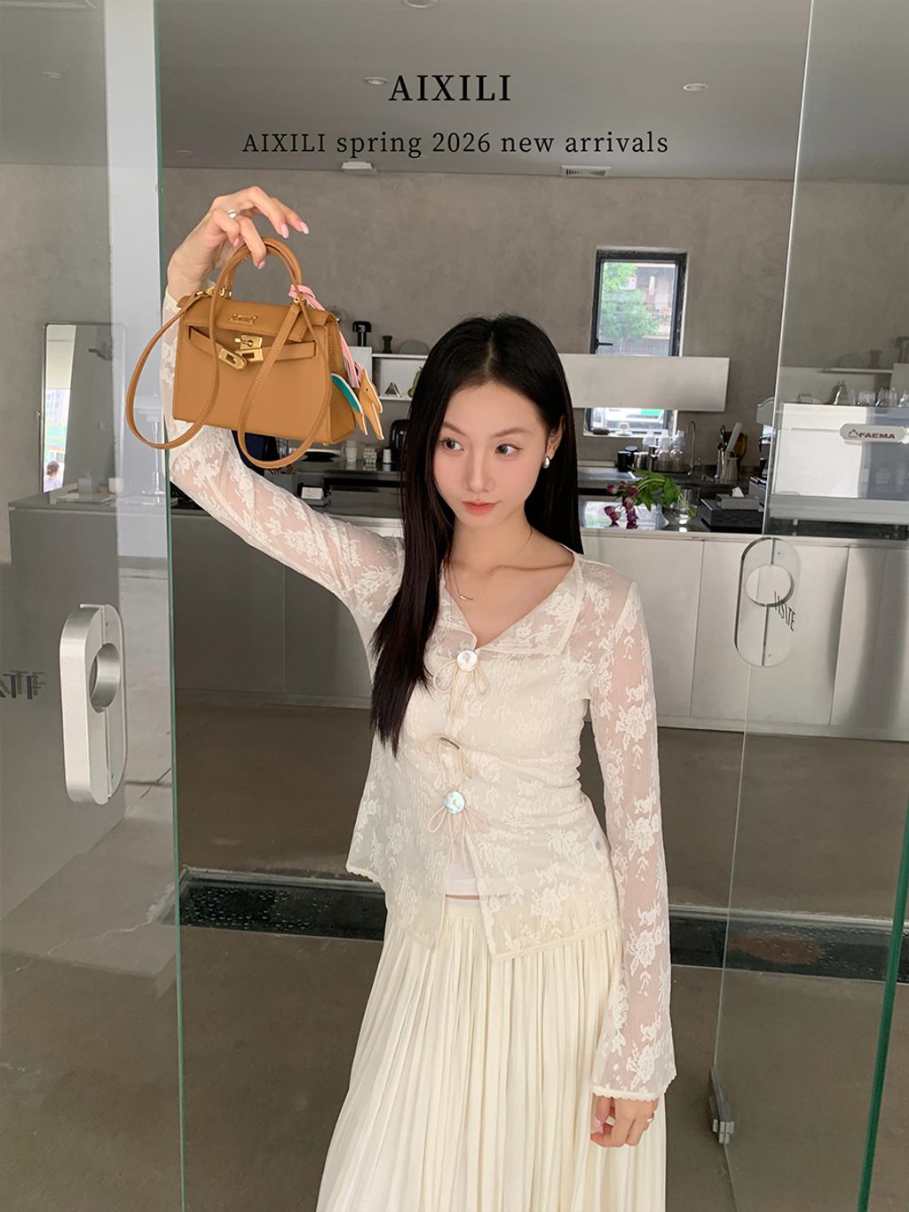 43d0977e0e8a30547356ca305719f35c