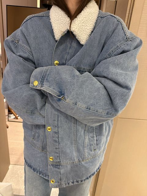 8263b60ce08c9bacc9558f93786b0377