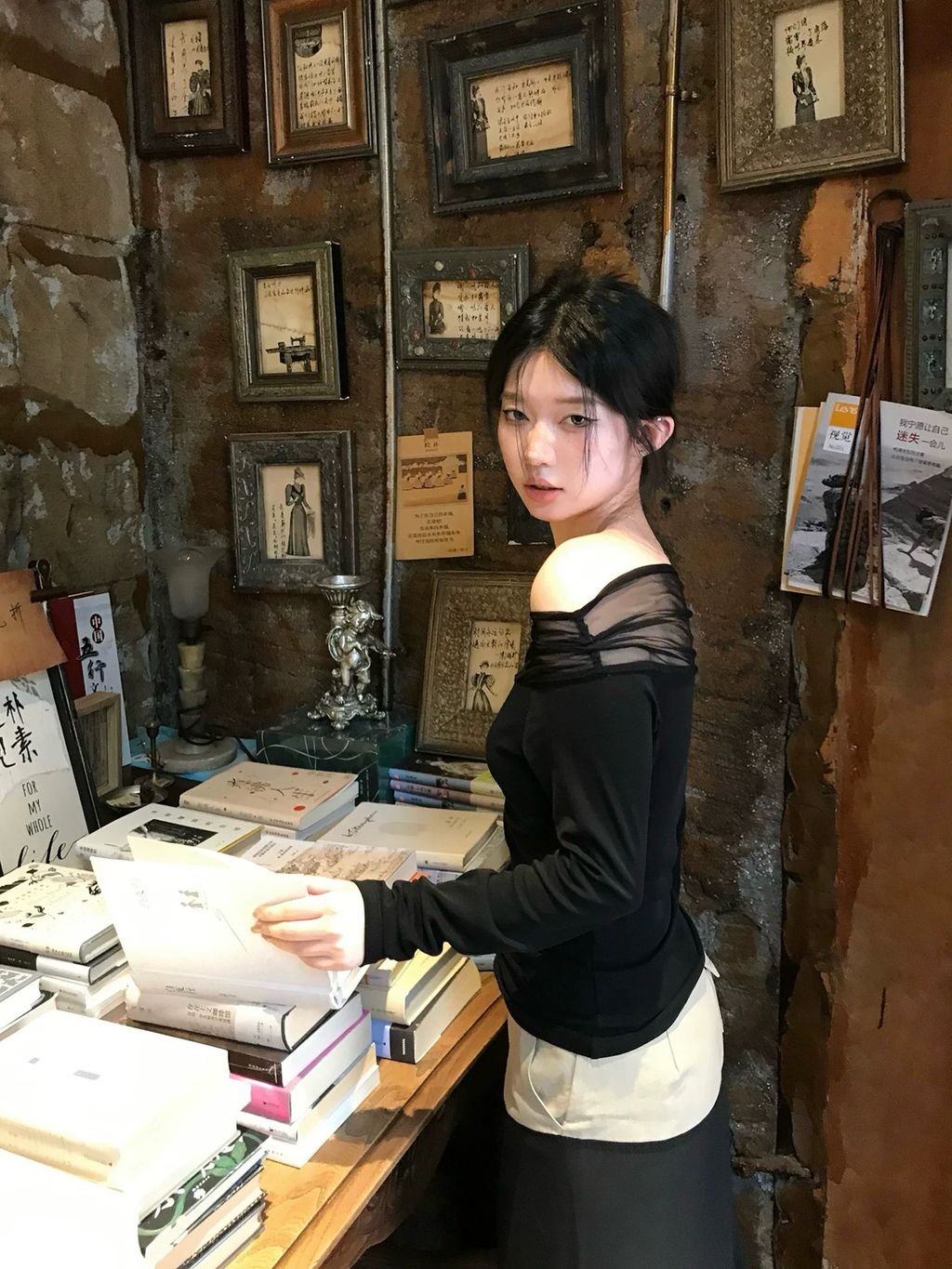 21bdc195032823bba09e95c862a6b04b